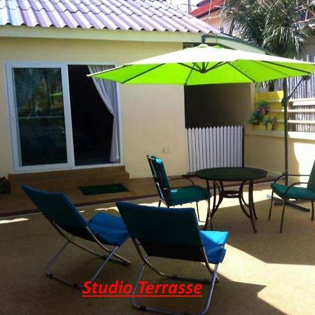 Residence Chez Nous Phuket Rawai Exterior photo